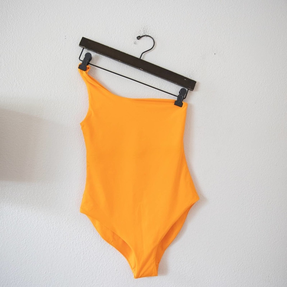 NEW GIRLFRIEND COLLECTIVE Koi Orange Oasis One Piece One Shoulder Swimsuit